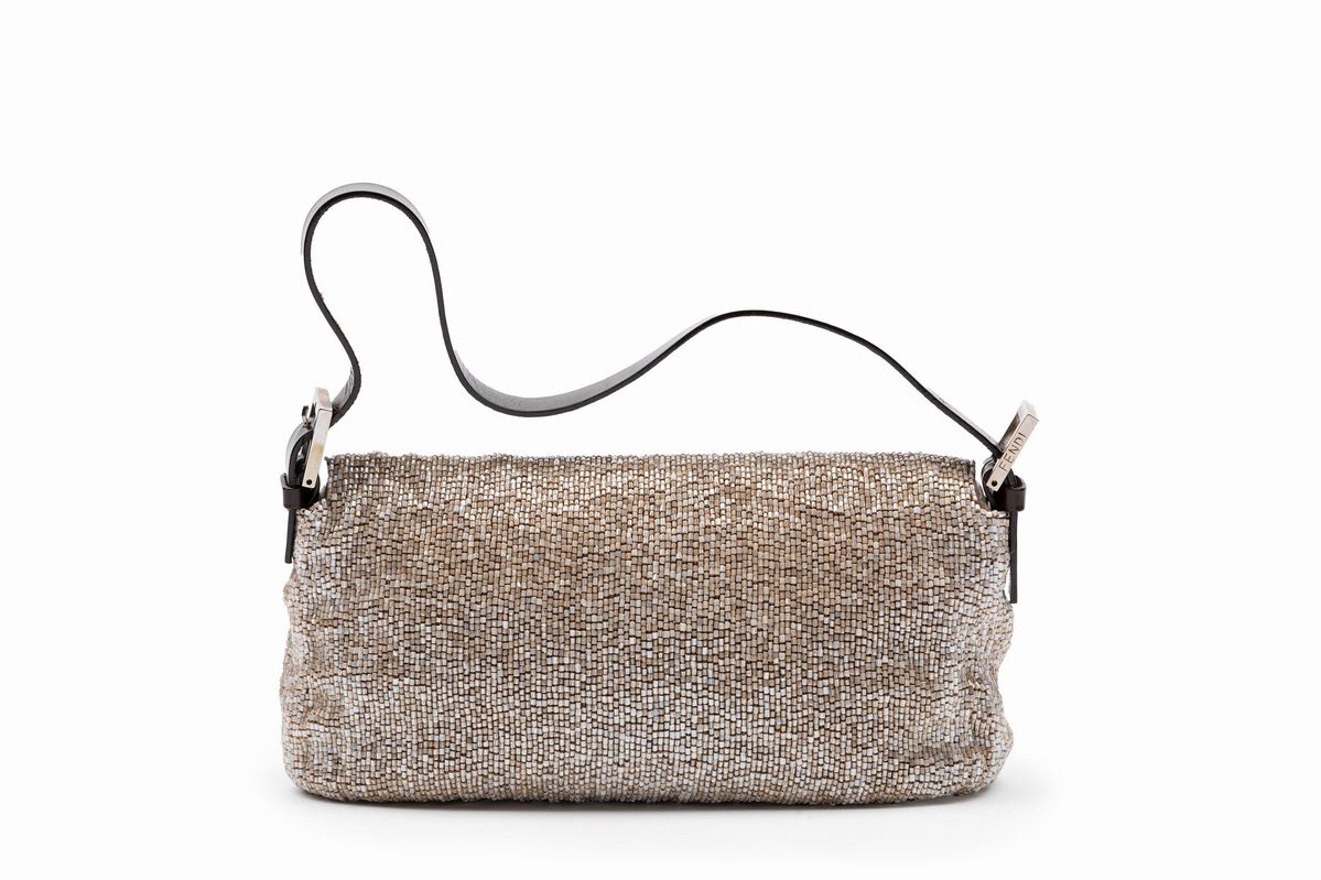 Fendi - Borsa Baguette in tessuto ricamato con canottiglie di vetro