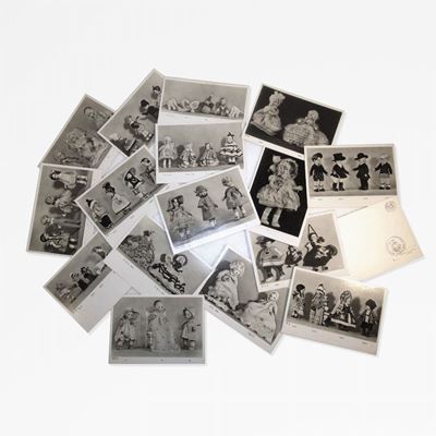 Lotto di 89 fotografie storiche, anni '30, dall'archivio della Lenci