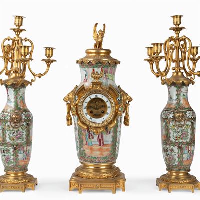 Trittico in Porcellana Policroma Famiglia Rosa e Bronzo Dorato, Canton, Cina, Secolo XIX