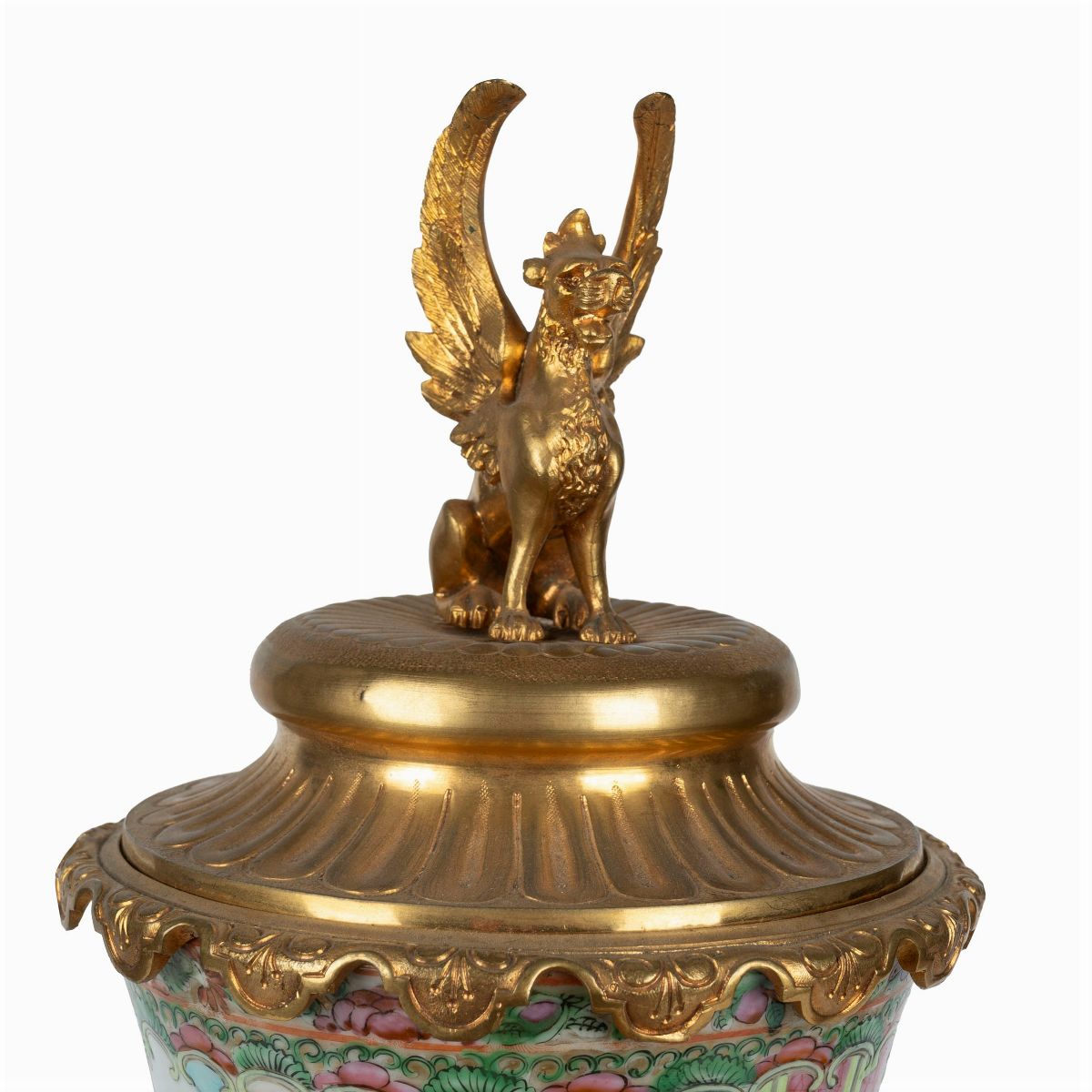 Trittico in Porcellana Policroma Famiglia Rosa e Bronzo Dorato, Canton, Cina, Secolo XIX