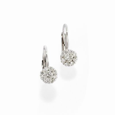 Orecchini in oro bianco 18k con diamanti brillanti, peso 2,65 g