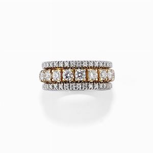 A 18K gold and diamond ring