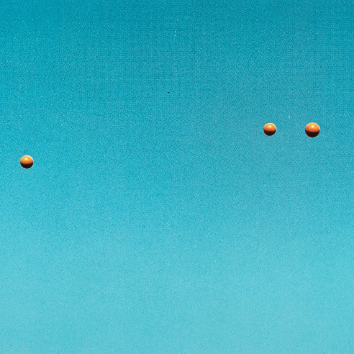 John Baldessari - Throwing Three Balls in the Air to Get a Straight Line, 1973, 12 stampe offset