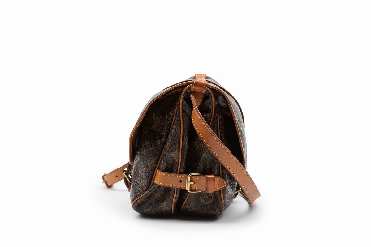 Louis Vuitton - Borsa Saumur, tela monogram con doppio scomparto