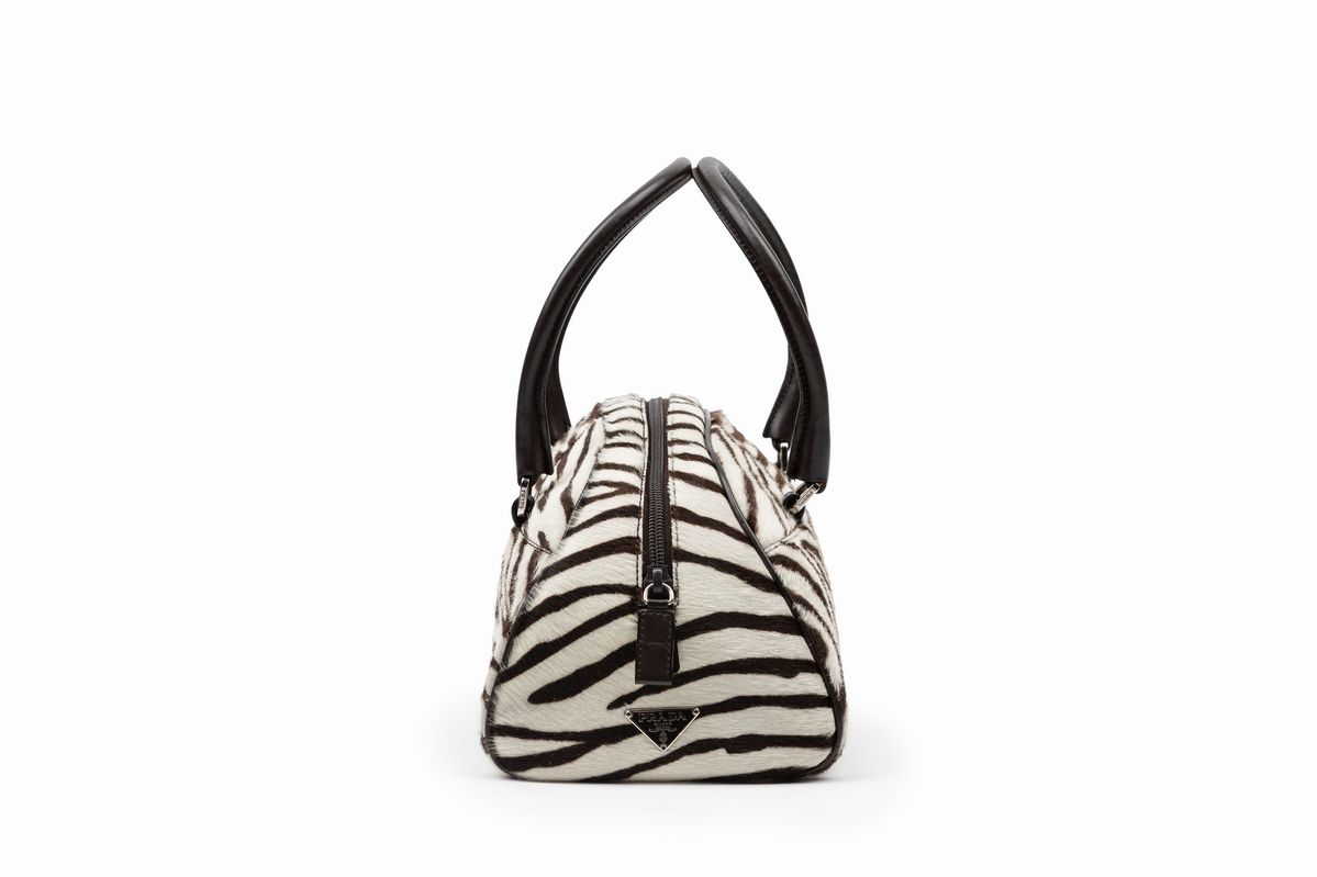 Prada - Borsa in cavallino zebrato con doppi manici in pelle