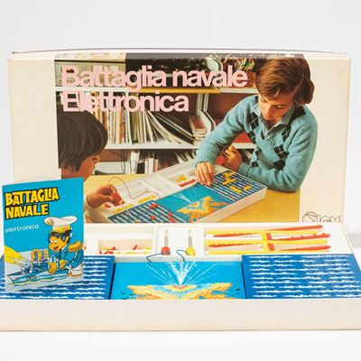 Giocattolo elettronico, Battaglia navale elettronica, anni '80, funzionamento a batteria