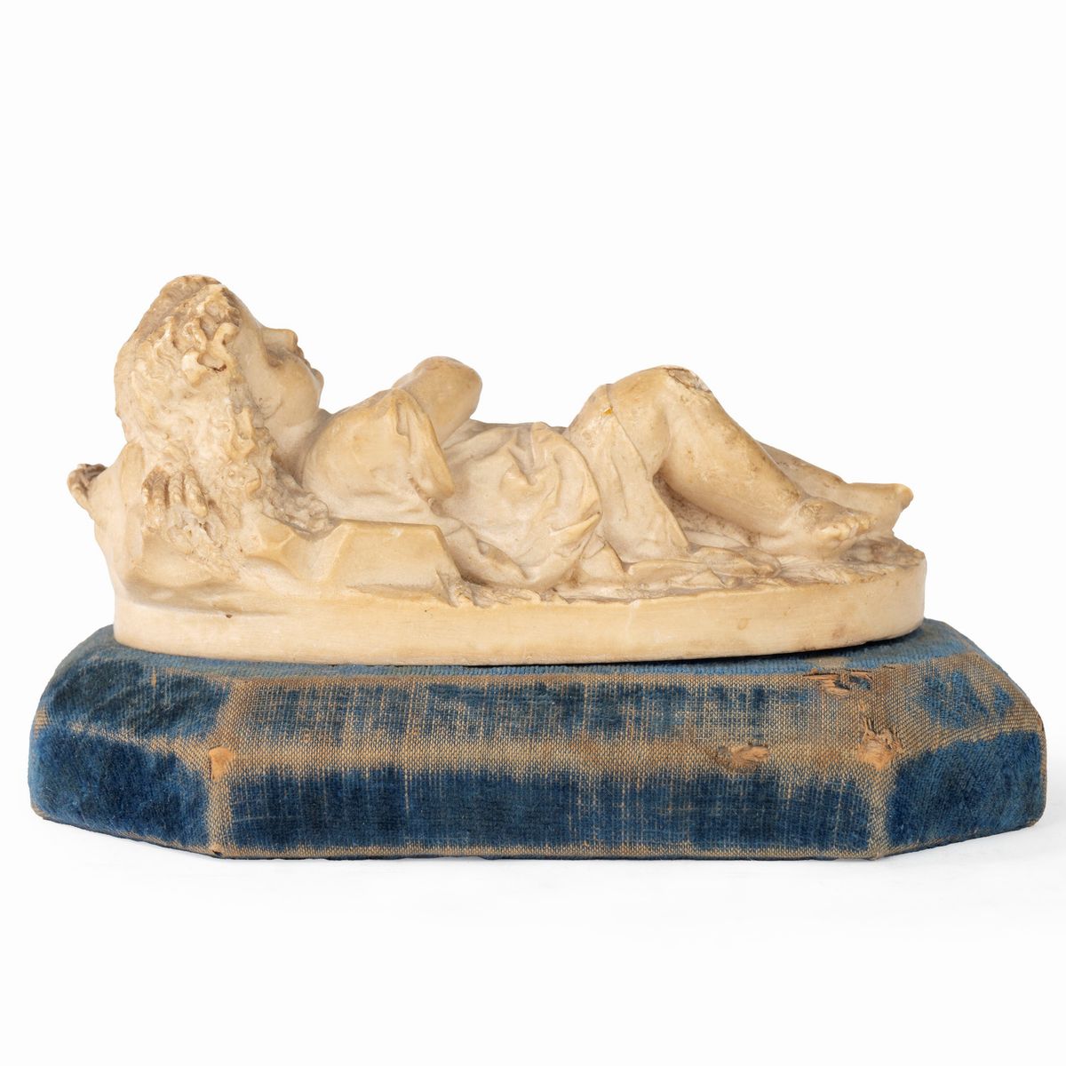 Scultura in Stucco Raffigurante Fanciullo Disteso con Palmetta, Secolo XIX