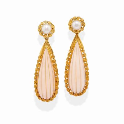 Orecchini in oro giallo 18k con perla mabè e corallo rosa