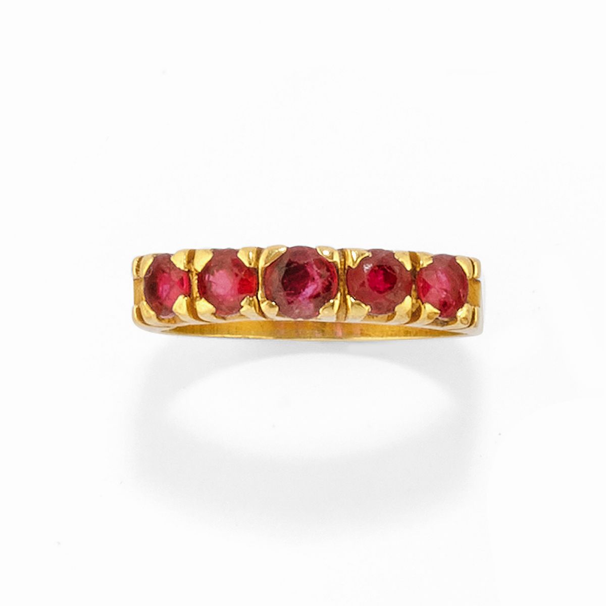 Anelli in oro giallo 18k, vari formati e decorazioni con turchese, rubini, zaffiri e diamanti