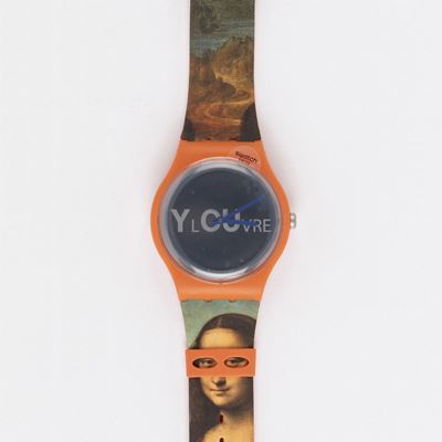 Swatch x Louvre, Lisa Masquee (SUOZ318), orologio da polso del 2019
