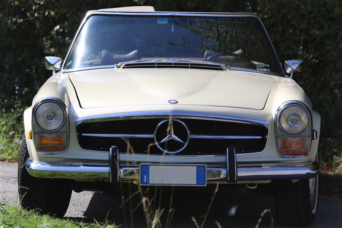 Mercedes-Benz 280 SL (Mercedes-Benz)