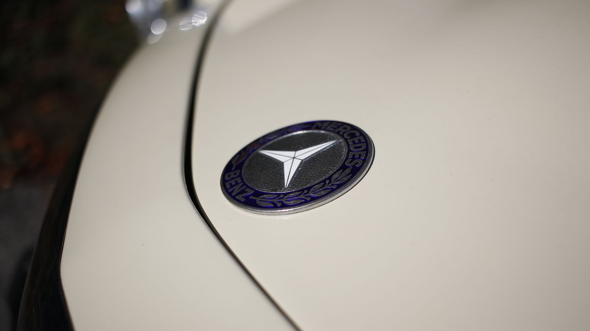 Mercedes-Benz 280 SL (Mercedes-Benz)