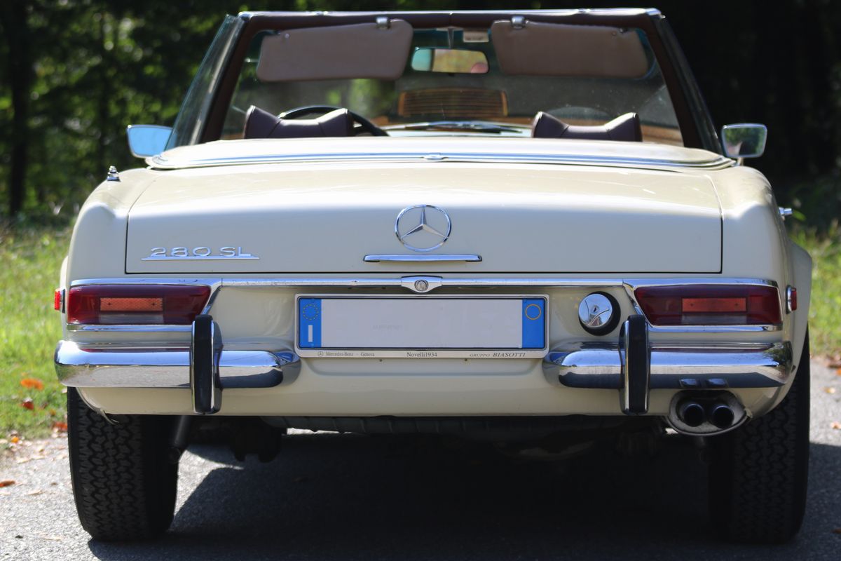 Mercedes-Benz 280 SL (Mercedes-Benz)