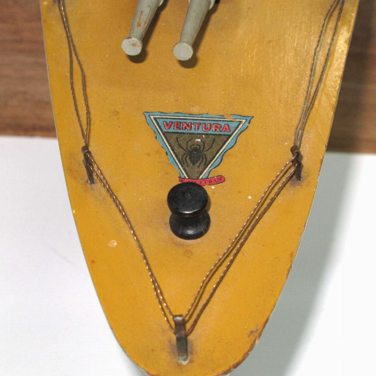 Ventura - Cacciatorpediniere Trento, modello in legno con carica a molla, 1938