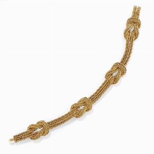A 18K yellow gold bracelet