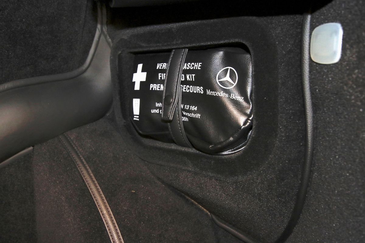 Mercedes-Benz SLR McLaren (Mercedes-Benz)