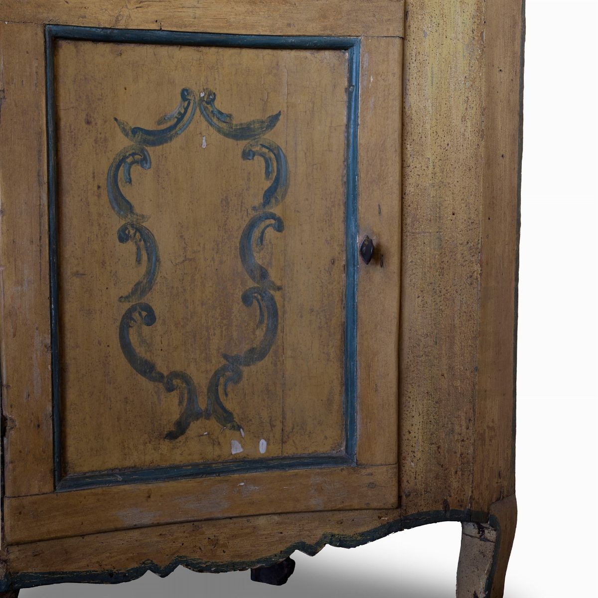 Angoliera in Legno Laccato e Dipinto, Secolo XVIII