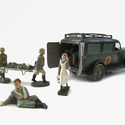 Ambulanza Militare, modello funzionante a molla, Germania 1936-1942