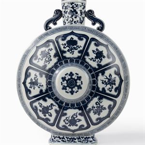 Blue and white porcelain moonflask vase, China, 20th century