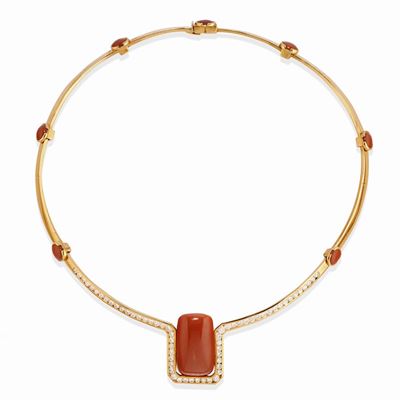 Collana in oro giallo 18k con corallo rosso e diamanti