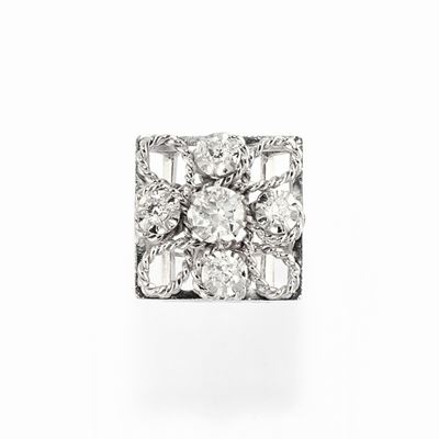 Anello con diamanti, platino e oro ritorto