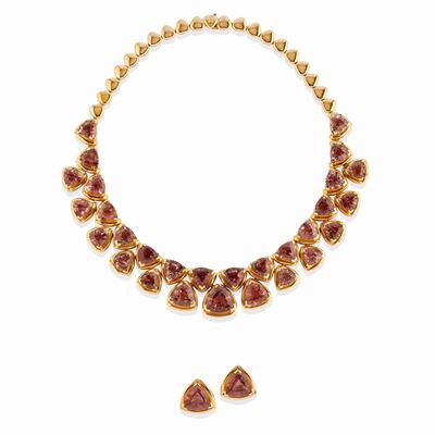Demi parure in oro giallo 18k con tormaline rosa