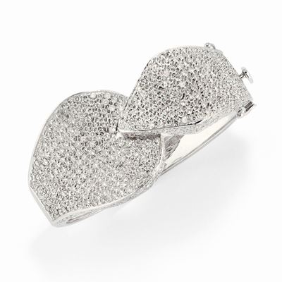 Bracciale in oro bianco 18k con diamanti taglio brillante