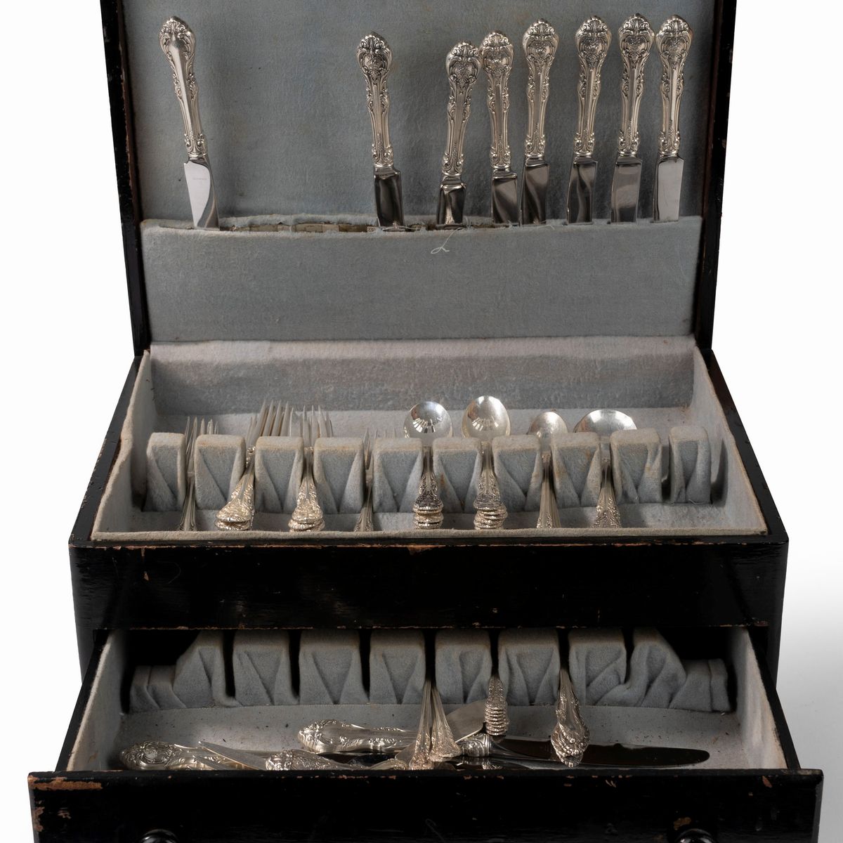 Gorham Silver - Servizio di Posate in Argento Entro Cassa in Legno Ebanizzata Nera, Secolo XX