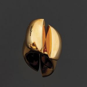 A 18K gold and ring, Vhernier