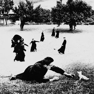 Io non ho mani che mi accarezzino il volto