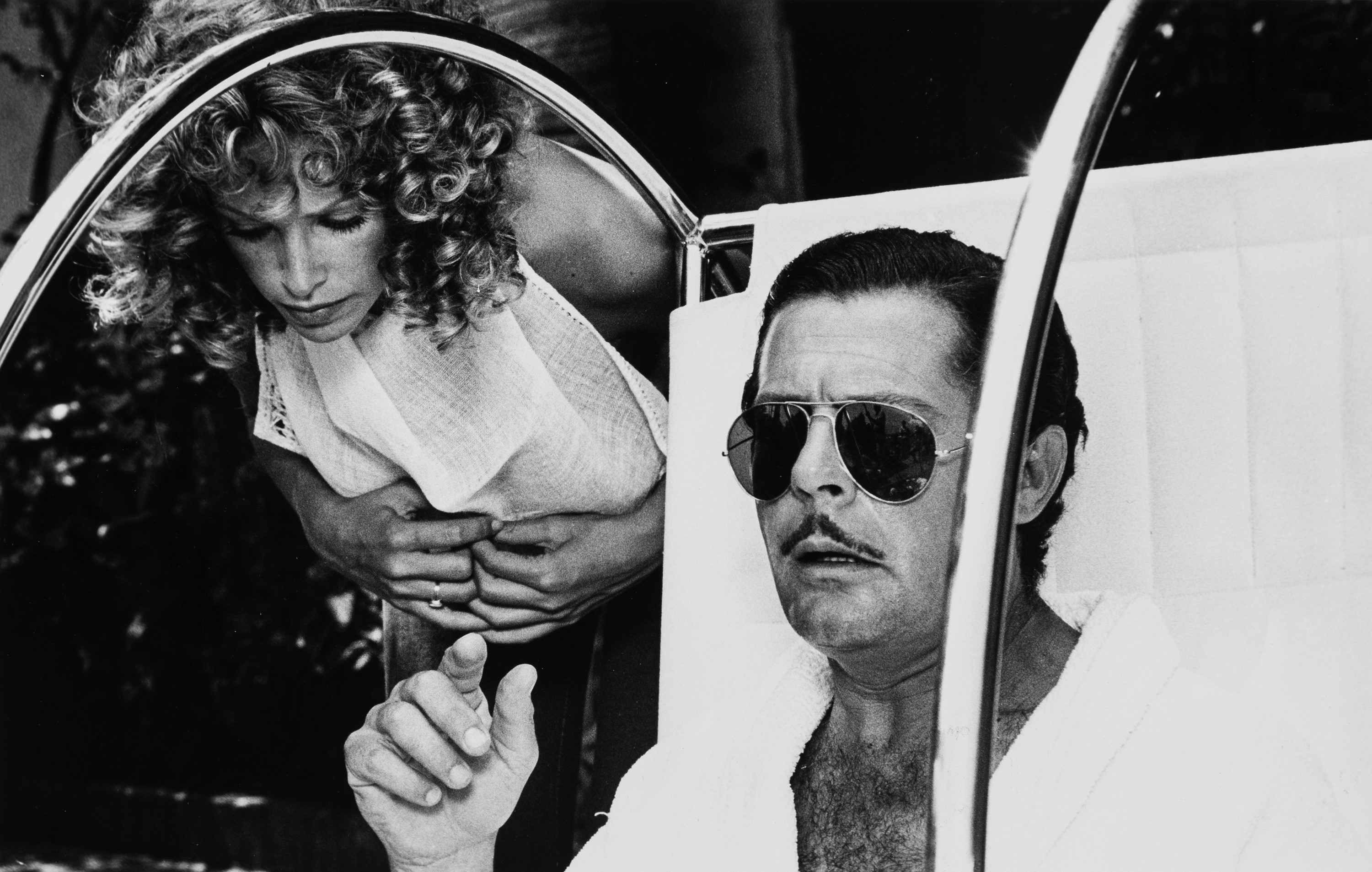 Anonimo - Marcello Mastroianni e Sydne Rome, Stampe vintage da 'Che?', 1972