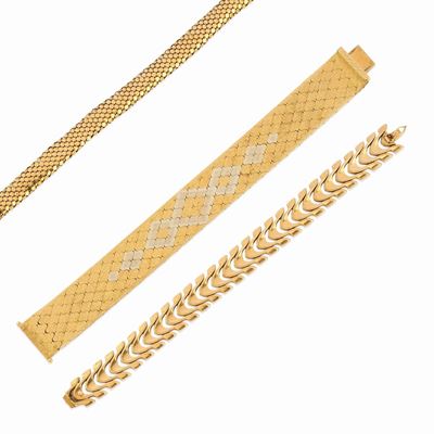 Gioielleria italiana, Due bracciali e una collana in oro bicolore 18k