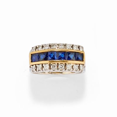 Anello, in oro bicolore 18k con zaffiri sintetici e diamanti