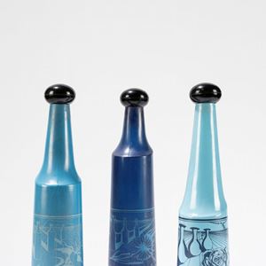 lot of 03 glass bottles with plastic cork for Rosso Antico, ed. 1, 2,3