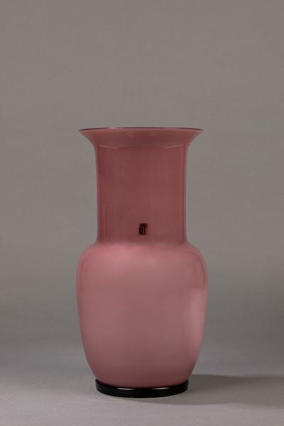 Vaso in vetro soffiato a incalmo
