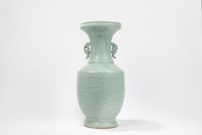 Vaso in porcellana celadon, Cina, dinastia Qing, fine XIX secolo