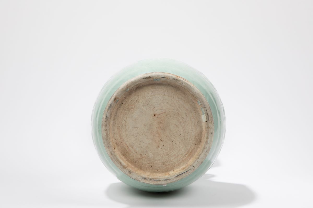 Vaso in porcellana celadon, Cina, dinastia Qing, fine XIX secolo