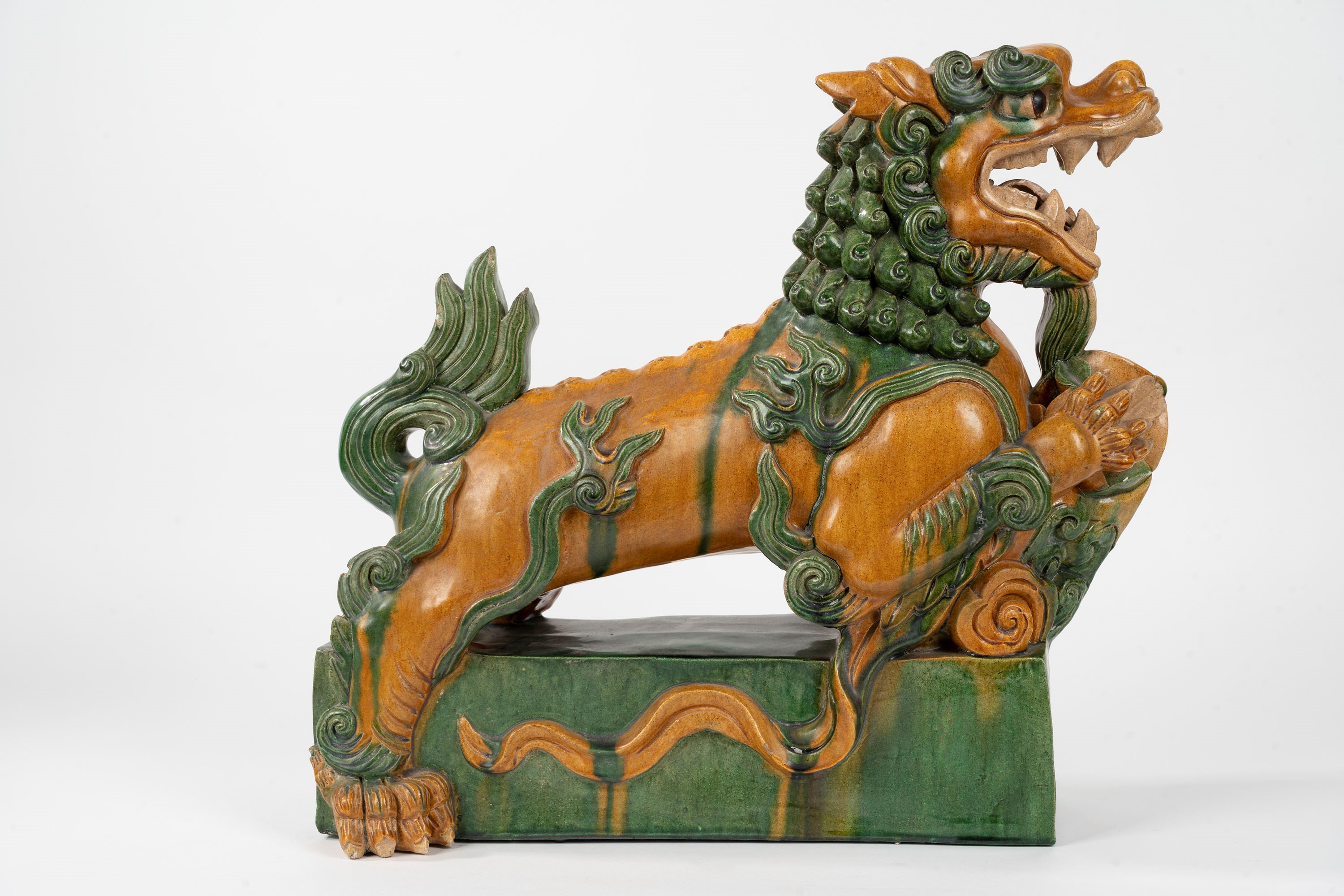 Scultura Sancai Raffigurante Grande Creatura Fantastica, Cina, Secoli XIX-XX