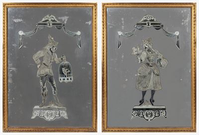 Coppia di Specchiere con Due Figure Ritagliate Applicate Raffiguranti Maschere Veneziane