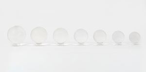 Lot consisting of seven Guzzini plexiglass spheres, 20th century