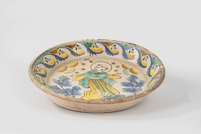 Antico Grande Piatto in Maiolica Policroma Raffigurante San Francesco