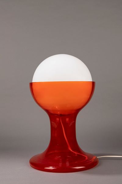 Lampada da Tavolo Modello LT 216 in Vetro Lattimo Arancione