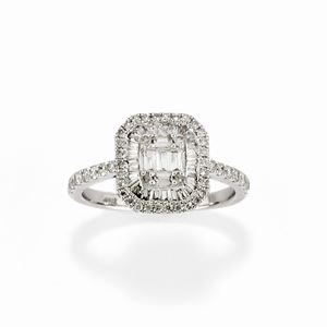  - Anello con diamanti