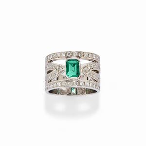 Emerald ring