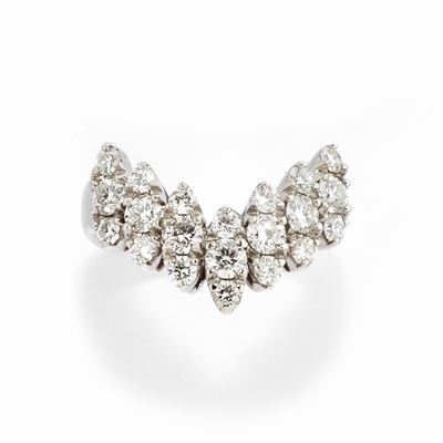Anello in oro bianco 18k con diamanti taglio brillante, peso g 7,85