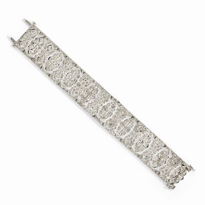 Bracciale in platino con diamanti, circa 1920