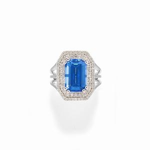  - Anello con tanzanite