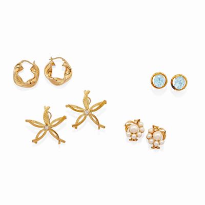 Orecchini in oro giallo 18k, quattro coppie con perle, topazio e diamanti