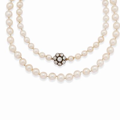 Collana di perle coltivate, argento e oro giallo 18k con chiusura a diamanti