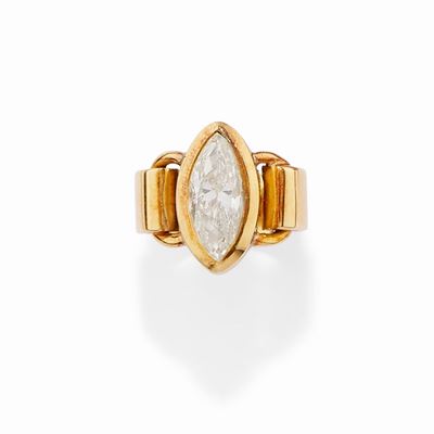 Anello con diamante, oro giallo 18k, ct 4,00